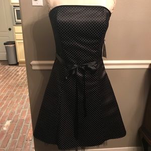 Stapless size 9 Junior dress
